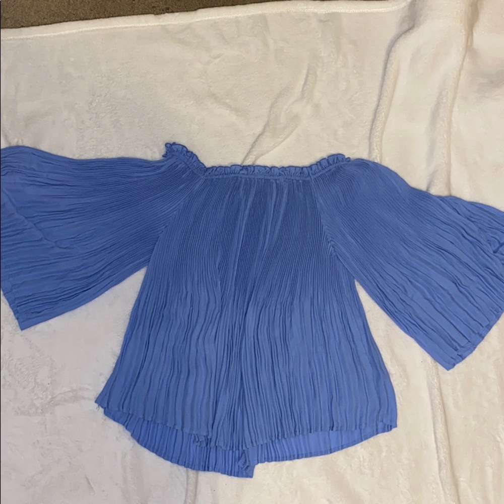off-shoulder blue ruffle tee - never worn